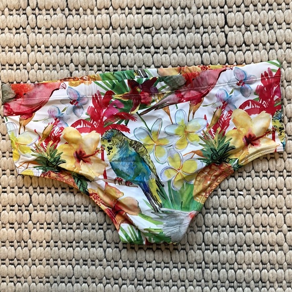 Classic Handmade Brazilian Speedo  swim brief size LARGE birds and flowers - Picture 4 of 4
